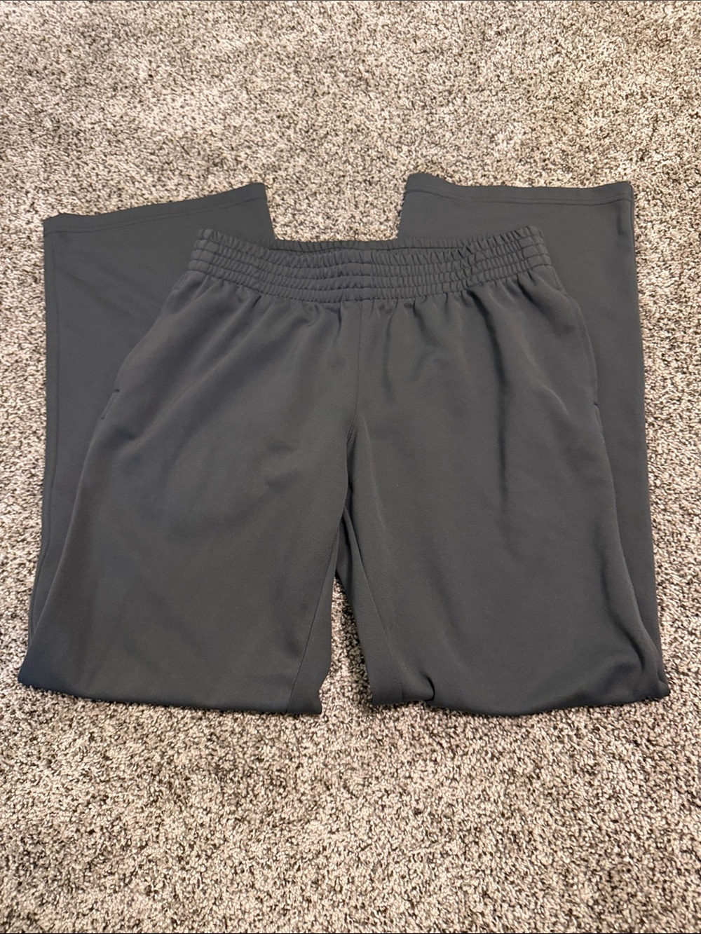 Under Armour Women’s Dark Gray Sweatpants